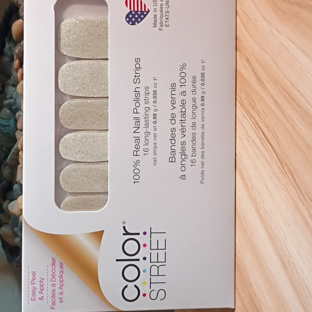 *Retired* Color Street Glittery Cream Nail Strips Home Sleet Home